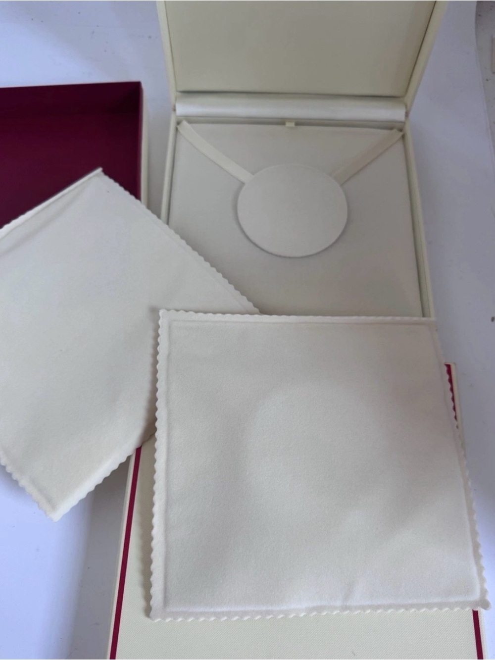 Authentic Seaman Schepps necklace box cream and red - Picture 6 of 10